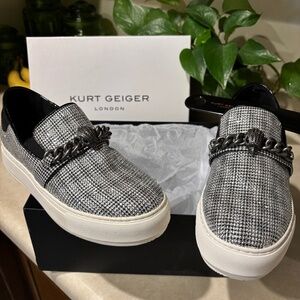 Kurt Geiger London Laney Chelsea Slip On Size 8.5